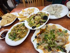 -东北四季饺子王(华山路店)