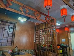 -果松木炭酸菜铜火锅·外婆参鸡汤