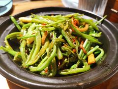 砂锅扁豆丝-局气烤鸭·北京菜(前门店)