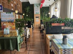 -咖啡人·融合餐厅(万达环宇店)