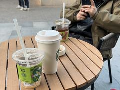 -星巴克臻选(杭州嘉里中心1F店)