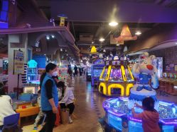 -卡通尼乐园(上海安亭店)