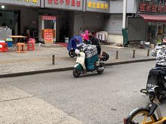 -酒宝荡烧烤(长航局江大路住宅小区店)