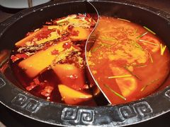 -九牧鱻·渝老鬼重庆火锅(人民路店)