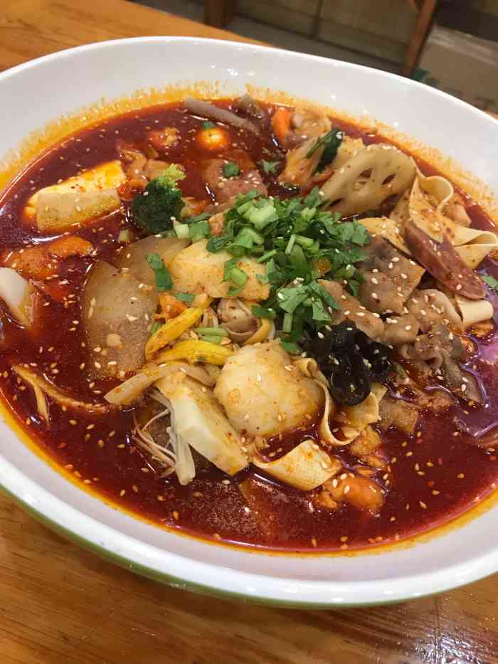 三顾冒菜(上马墩店)-"第二次去吃了,酥肉最爱,黄喉不是很好吃.