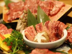 -炼火烤肉店