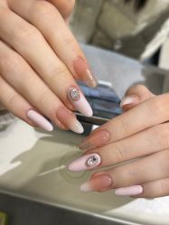 -Lucky girl建构养甲·中式翘睫专业店