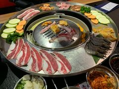 -哈哈碳都·牛肋条无限自助烤肉(宝龙店)
