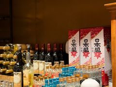 -雍容荟帝王蟹活龙虾展台自助(IFS黑金店)