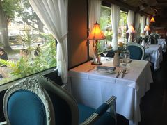 -火车头法国西餐厅