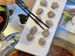 -茅草房·河畔园林火锅