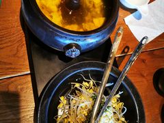 -云海肴·汽锅鸡·云南菜(天山百盛优客店)