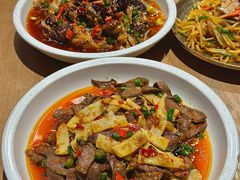 -川堂风·跷脚牛肉·乐山爆炒(宝山日月光店)