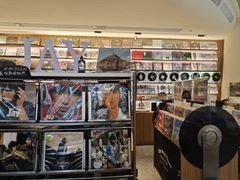-黑胶星球(华发中城商都店)