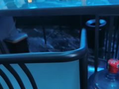 -海盗船. 龙虾烧烤. 酒馆