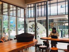 靠窗位-星巴克臻选(北京嘉里中心第二店)