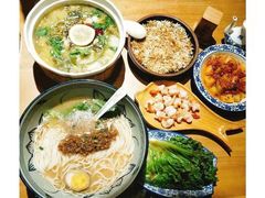 -裕鼎鲜·新中菜(金鼎广场店)