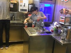 -CoCo都可(湖滨银泰店B区店)