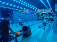 -世代星球·保龄球·镭战真人CS·团建(杨浦店)