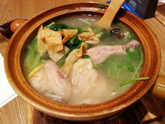 -刀小蛮半只鸡过桥米线(家乐福四元桥店)