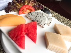 香蕉糕和水果-食肆&Fourteen(武林夜市店)