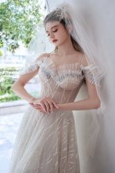 -艾米丽婚纱礼服