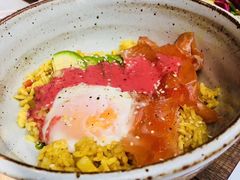 烟熏三文鱼牛油果饭-三秋舍·梦幻岛(小西路店)