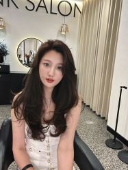 -SWANK SALON