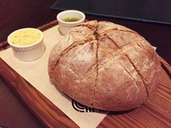 餐前包-恰餐厅及酒吧 CHAR Bar & Grill (北京丽都皇冠假日店)