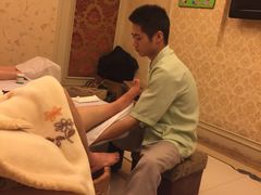 -汤泉良子.足疗按摩.SPA(中关村店)