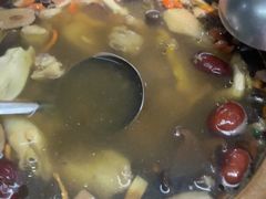 -菌小白火锅(时尚天河店)