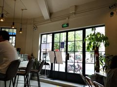 -Fridi Patisserie Cafe