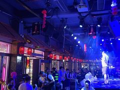 -喜鹊音乐酒馆(西街店)