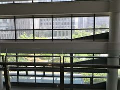 -上海跨国采购会展中心