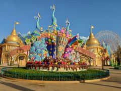 -七彩云南欢乐世界