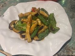 -新疆伊秀清真餐厅