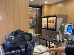 -霸王茶姬(南强街店)