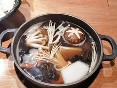 -呷哺呷哺(普陀乐购真北店)