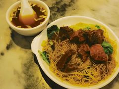 牛腩竹升面-竹园竹升面(西关总店)