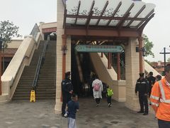 -迪士尼乐园停车场
