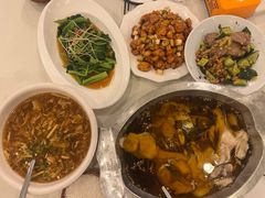 -鑫巴蜀小镇 · 水煮鱼专研店(玉桥店)