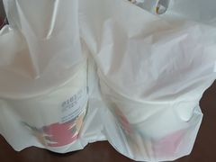 -85度C(生甜甜圈研究工坊·上海平凉店)