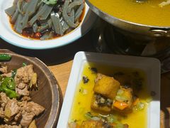 -隔壁老王·家常云南菜(花巷店)