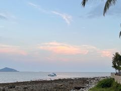 -JW万豪厨房餐厅·滨海草坪烧烤·海鲜·海景(三亚绿发山海天JW万豪酒店)