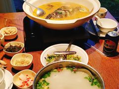 -湘力力小院·鱼汤泡饭(枫林路店)
