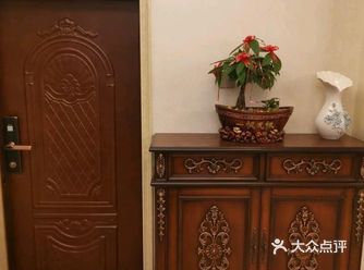 花40万的壕装，一屋子的好东西，但是欣赏不来