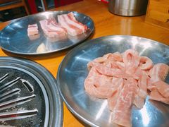 厚切五花肉-老炉家木炭烤肉(长江国际店)
