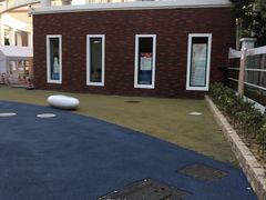 -莘城学校羽毛球馆