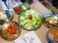 开胃小菜-西塔老太太泥炉烤肉(北京望京店)