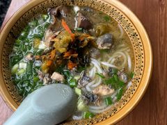 -正宗李家土鸡米线店